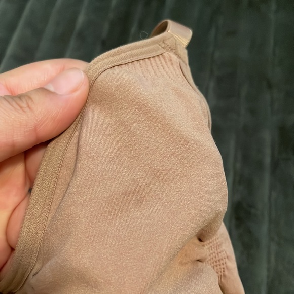 SEAMLESS SCULPT MID THIGH BODYSUIT - Picture 7 of 12